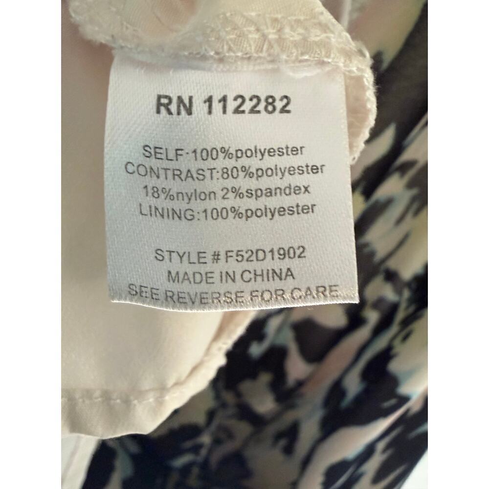 Adelyn Rae Abstract Print Dress – Size Large - Picture 7 of 8